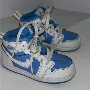 Nike Kids White and Blue Sneakers